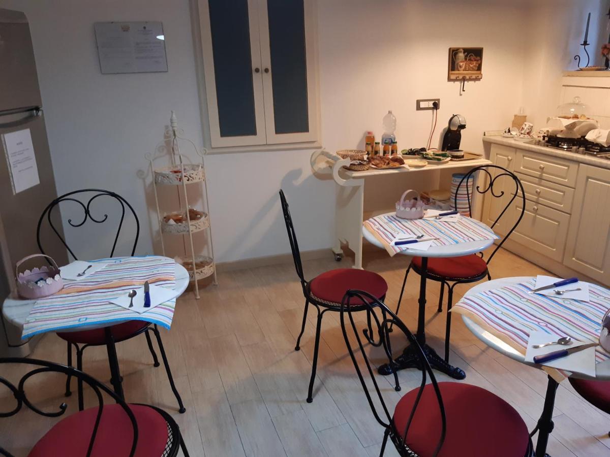 B&B Adriana Paola Buitenkant foto